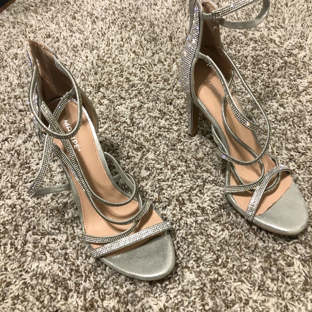 Silver back zipper rhinestone high heels